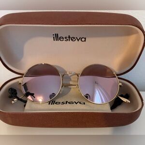 Illesteva Round Sunglasses with Gold Frame and Pink Lenses - Porto Cervo